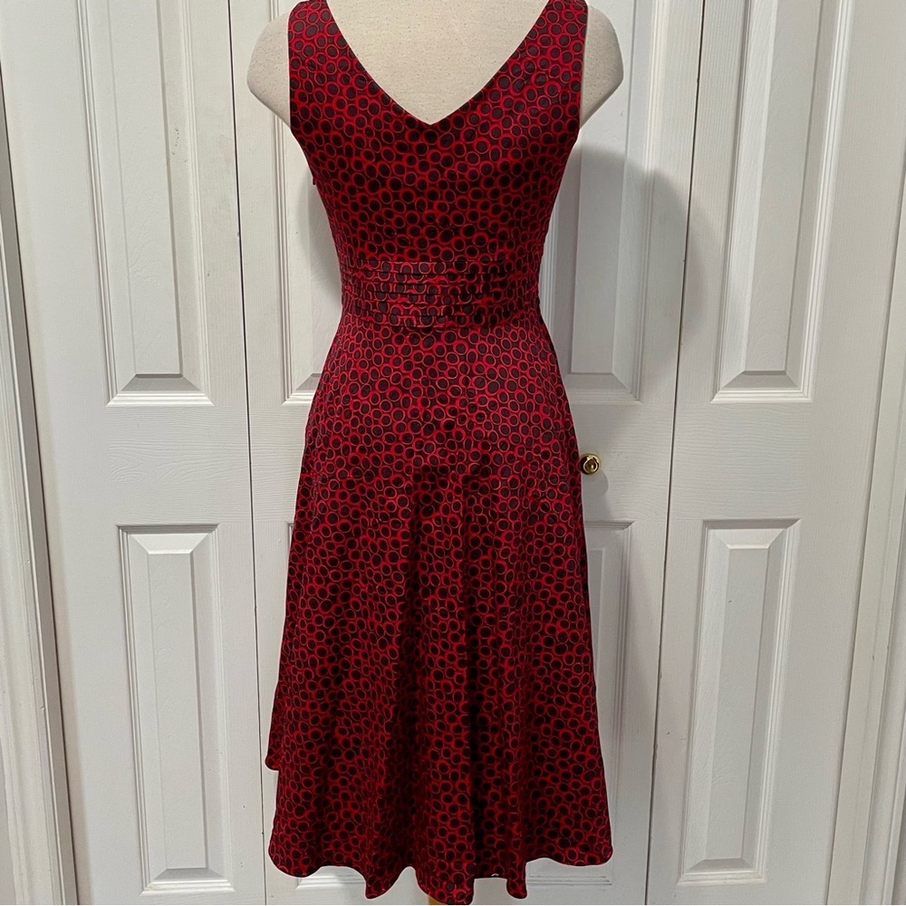 Elegant Red and Black Women's Midi Dress
